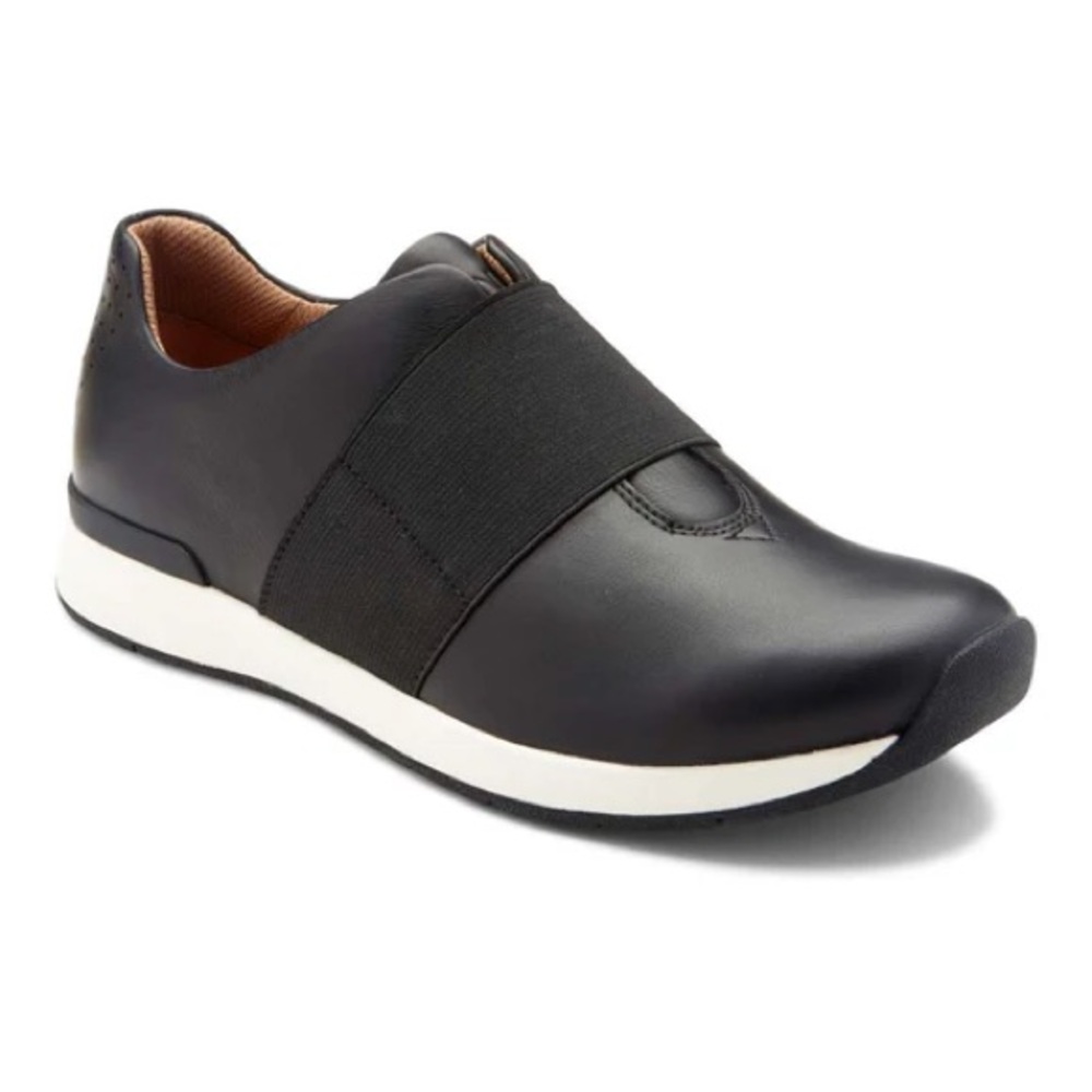 😎 Women’s Vionic black leather Codie Sneakers